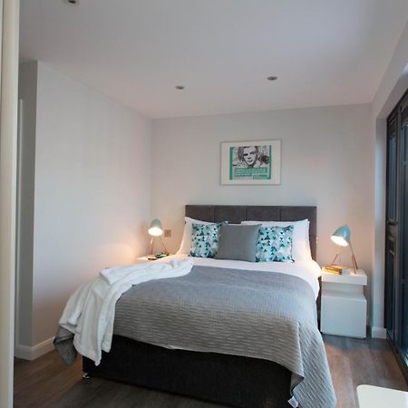 Cotels At 7Zero1 Serviced Apartments - Modern Apartments, Superfast Broadband, Free Parking, Centrally Located Milton Keynes Exteriör bild