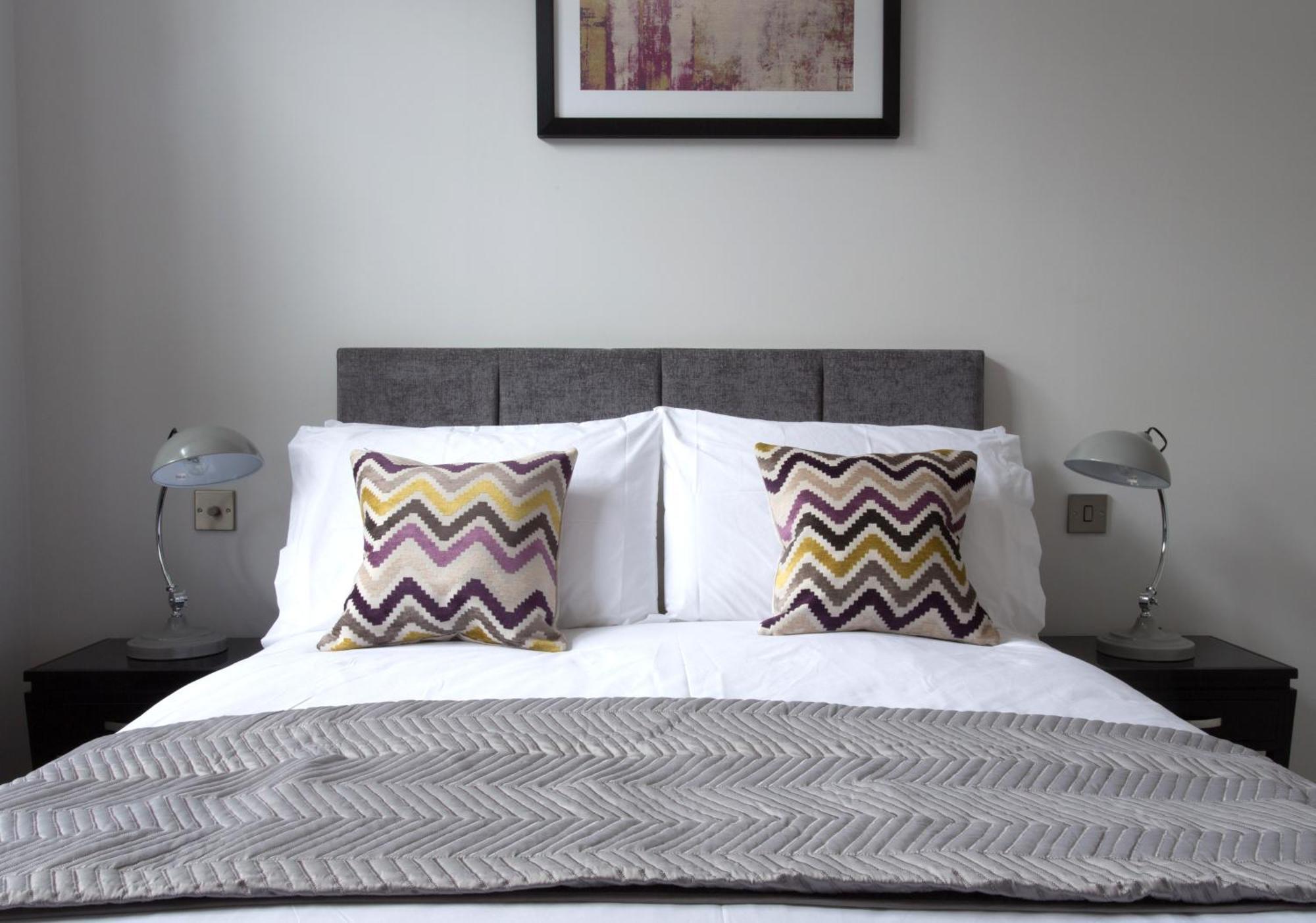 Cotels At 7Zero1 Serviced Apartments - Modern Apartments, Superfast Broadband, Free Parking, Centrally Located Milton Keynes Exteriör bild